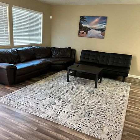 Quiet 1Bed,1Bath Condo With Free Parking Fresno Extérieur photo