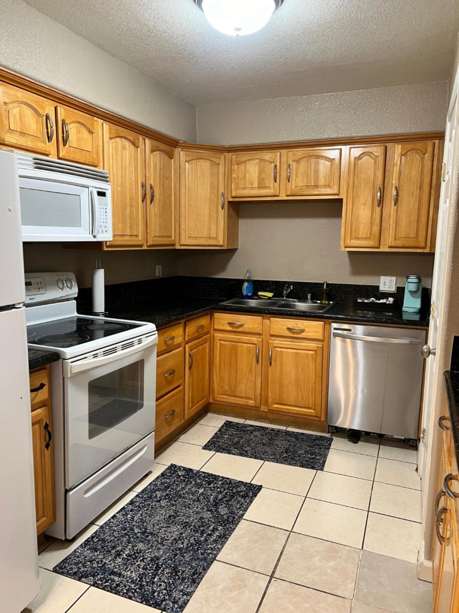 Quiet 1Bed,1Bath Condo With Free Parking Fresno Extérieur photo